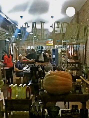 Real Food and Mike Bennie - Newtown